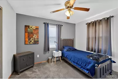 10749 Runningbrook Drive, Bellefontaine Neighbors, MO 63137 - Photo 11