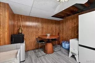 10749 Runningbrook Dr, Bellefontaine Neighbors, MO 63137 - Photo 17