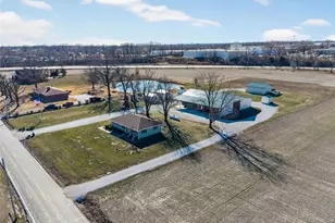 1371 Silvers Rd, Saint Peters, MO 63376 - Photo 73