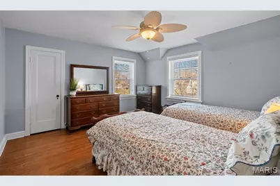 907 N Taylor Avenue, Saint Louis, MO 63122 - Photo 31