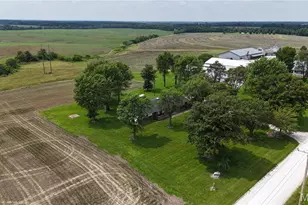 339 White Rd, Hawk Point, MO 63349 - Photo 33