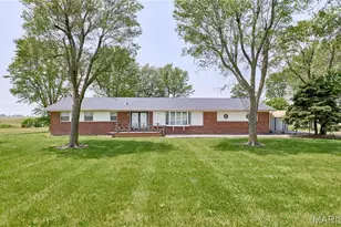 339 White Rd, Hawk Point, MO 63349 - Photo 5