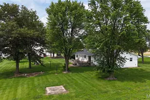 339 White Rd, Hawk Point, MO 63349 - Photo 35