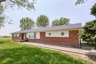 339 White Rd, Hawk Point, MO 63349 - Photo 1