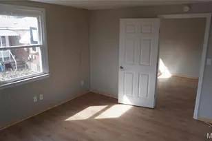 9244 Edna St, Saint Louis, MO 63137 - Photo 11