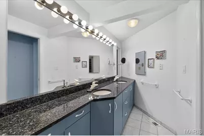 848 S Aldan Drive, Olivette, MO 63132 - Photo 17