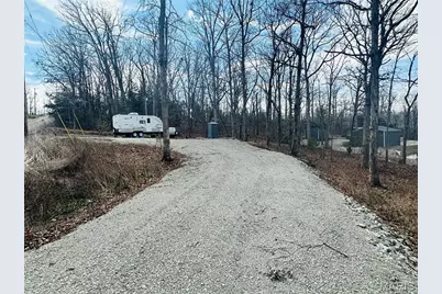 8875 Victoria Lane, French Village, MO 63036 - Photo 9