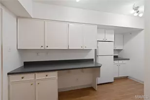 900 S Hanley Rd, Clayton, MO 63105 - Photo 11