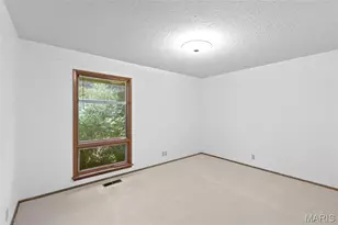 16 Meadowbrook Country Club Estate, Ballwin, MO 63011 - Photo 29