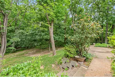 16 Meadowbrook Country Club Estate, Ballwin, MO 63011 - Photo 45