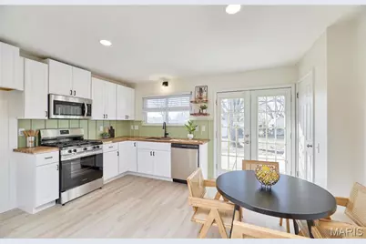 1910 Flamingo Drive, Florissant, MO 63031 - Photo 17