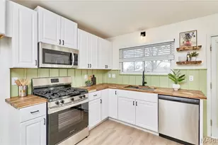 1910 Flamingo Dr, Florissant, MO 63031 - Photo 3