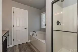 2736 Grover Crossing Dr, Wildwood, MO 63040 - Photo 23