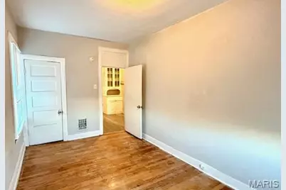953 Catalpa Street #2F, Saint Louis, MO 63112 - Photo 9