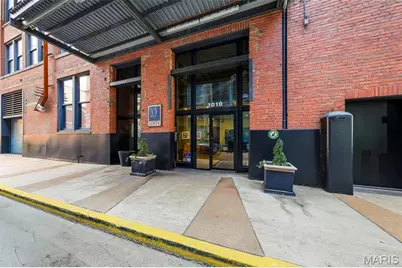 1010 St Charles Street #704, Saint Louis, MO 63101 - Photo 37