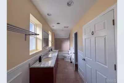 7051 Nashville Avenue, Saint Louis, MO 63117 - Photo 21