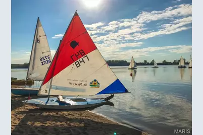 1946 Burlewood Drive, Saint Louis, MO 63146 - Photo 77