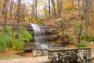 1946 Burlewood Dr, Saint Louis, MO 63146 - Photo 79