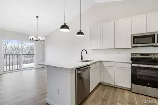 31 Bluestem Ct, Lake Saint Louis, MO 63367 - Photo 15