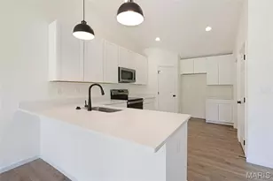 31 Bluestem Ct, Lake Saint Louis, MO 63367 - Photo 11