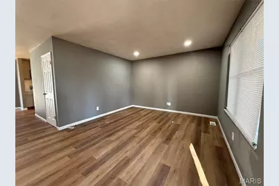 601 Wickford Way, Ballwin, MO 63021 - Photo 3