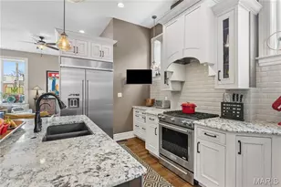 2319 Whittemore Pl, Saint Louis, MO 63104 - Photo 13