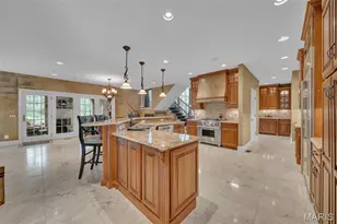 990 Stonecastle Dr, O'Fallon, MO 63366 - Photo 13