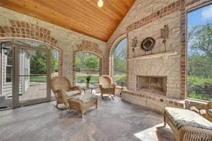 990 Stonecastle Dr, O'Fallon, MO 63366 - Photo 51