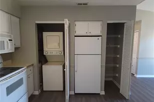 652 Green Jade Dr, Fenton, MO 63026 - Photo 9