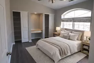 652 Green Jade Dr, Fenton, MO 63026 - Photo 7