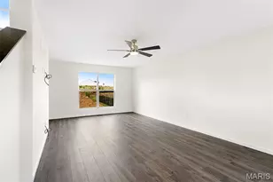 384 Butterfly Gdn Ln, Wentzville, MO 63385 - Photo 21