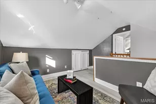 8643 Charlton Ln, Saint Louis, MO 63123 - Photo 31