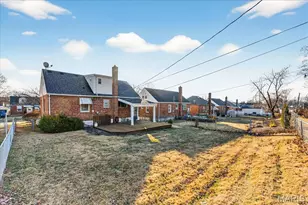 8643 Charlton Ln, Saint Louis, MO 63123 - Photo 41