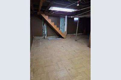9741 Trescott Avenue, Saint Louis, MO 63114 - Photo 13