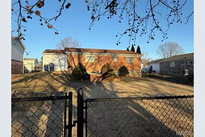 2333 Bensonhurst Drive, Florissant, MO 63031 - Photo 13