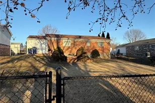 2333 Bensonhurst Dr, Florissant, MO 63031 - Photo 13