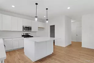 35 Bluestem Ct, Lake Saint Louis, MO 63367 - Photo 17