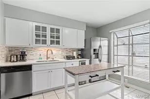 1833 Misty Moss Dr, Maryland Heights, MO 63146 - Photo 7