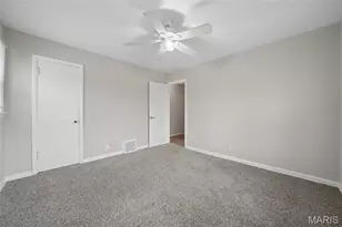 634 Parker Dr, Ballwin, MO 63021 - Photo 15