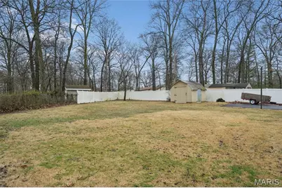 634 Parker Drive, Ballwin, MO 63021 - Photo 23