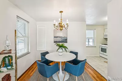 8015 Parkwood Drive, Saint Louis, MO 63123 - Photo 5