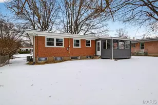 12 Thackery Ct, Florissant, MO 63031 - Photo 27