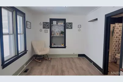 403 E Marvin Avenue, Fredericktown, MO 63645 - Photo 5