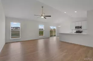 3831 Sonora Stone Dr, Florissant, MO 63031 - Photo 17