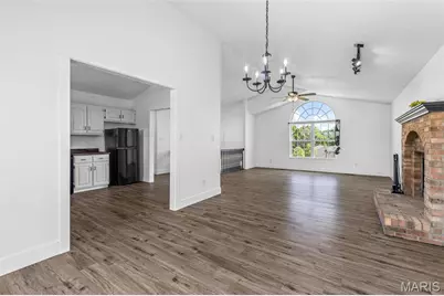 4204 W Rock Creek Road, High Ridge, MO 63049 - Photo 13