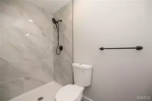 15693 Dresden Lake Ct, Chesterfield, MO 63017 - Photo 37