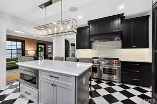 457 Yorkshire Pl, Webster Groves, MO 63119 - Photo 13