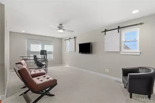 100 Berry Manor Cir, Saint Peters, MO 63376 - Photo 17