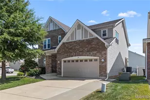 100 Berry Manor Cir, Saint Peters, MO 63376 - Photo 1