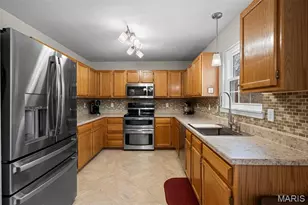 200 Westwind Estates Ct, Valley Park, MO 63088 - Photo 17